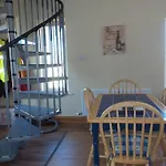 Canal Bank House Apartment *