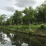 Apartment Canal Bank House *