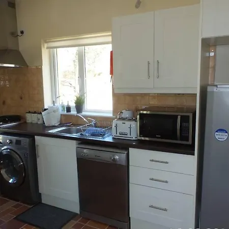 Canal Bank House * Bellanaboy