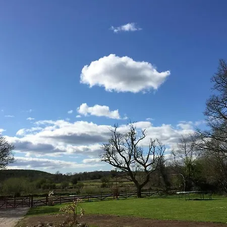 公寓 Canal Bank House