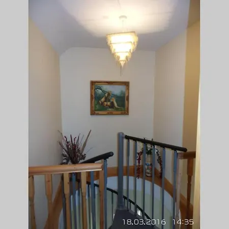 Canal Bank House * Bellanaboy